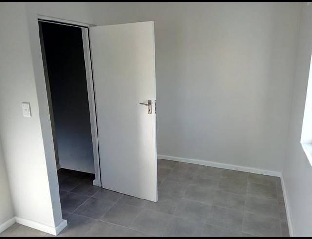 2 BEDROOM PROPERTY TO RENT IN RIVERGATE